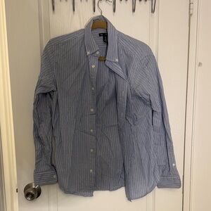 GAP Men's Casual Blue and White Button-Down Shirt